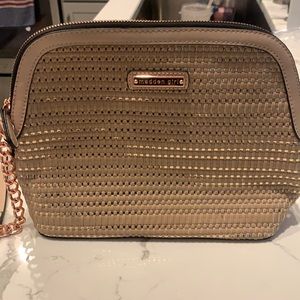 Madden girl crossbody